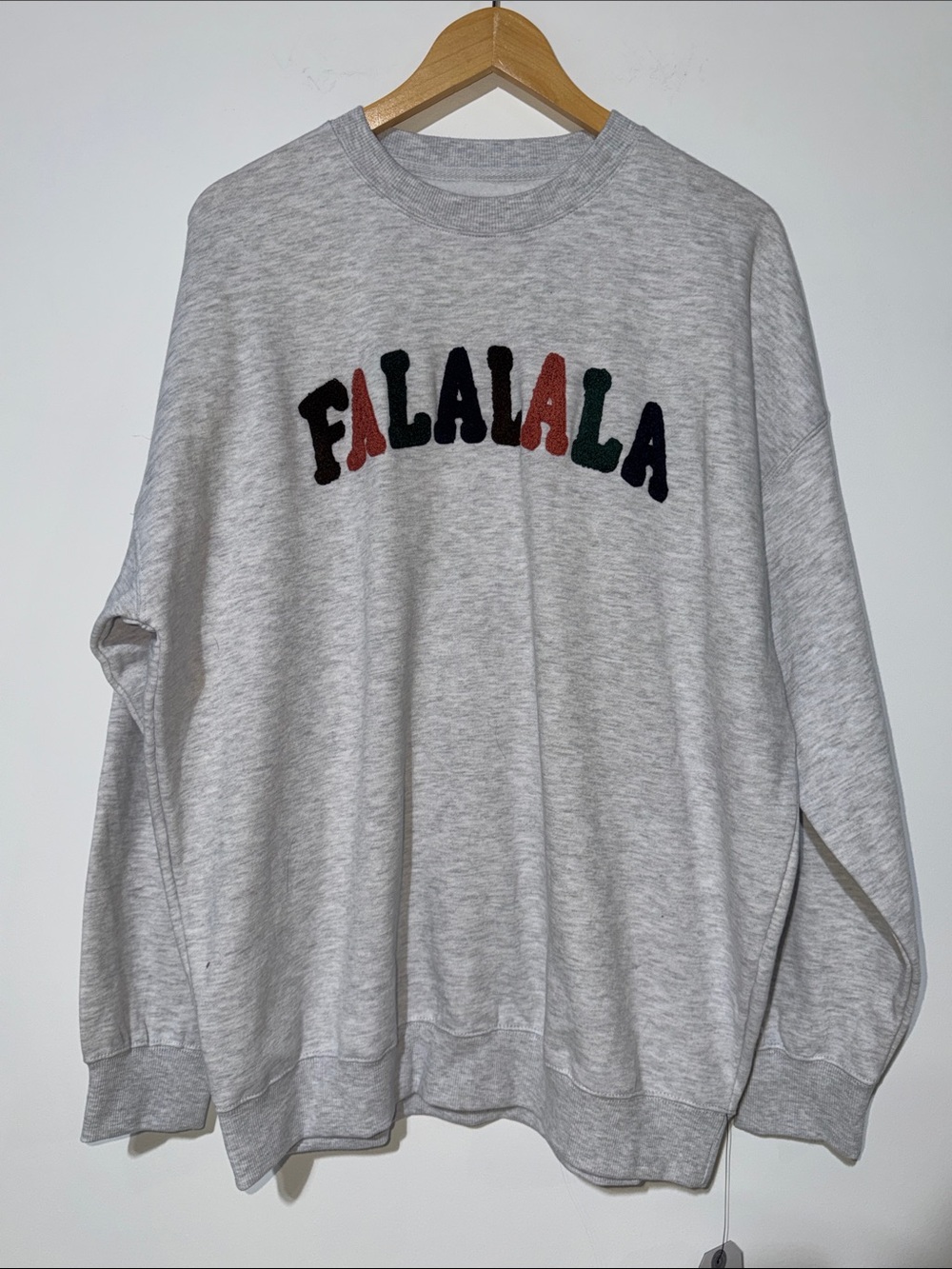 1987 Active Light Gray Crewneck Sweater with Festive 'FALALALA' Chenille Letters